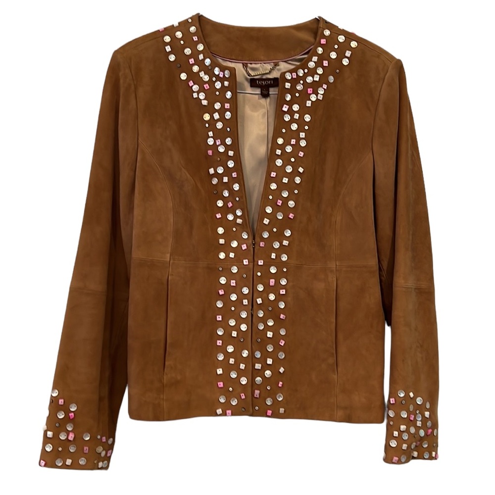 🎉🎉HP🎉🎉Embellished suede. Rich tan suede accented with mother of pearl beads